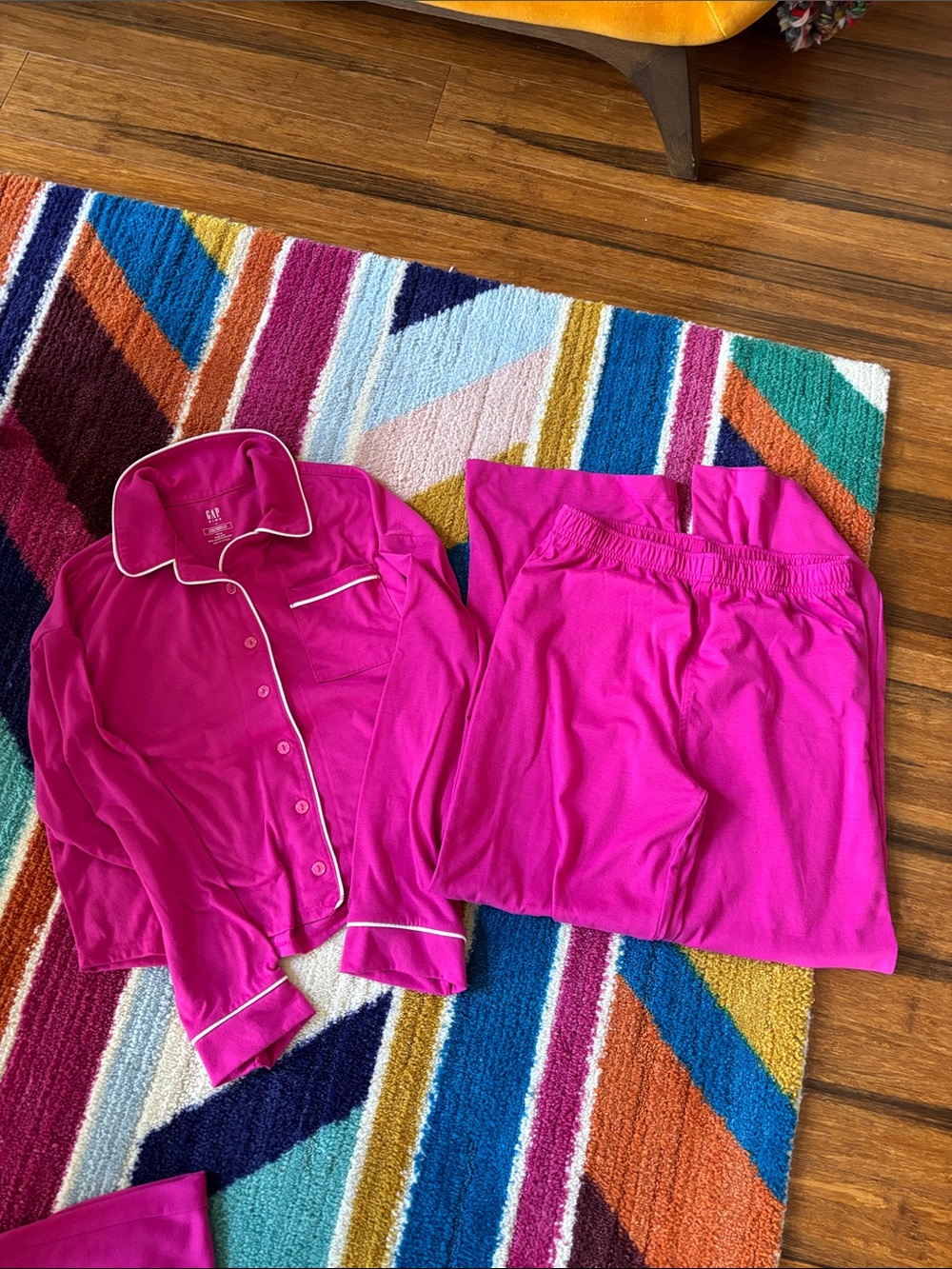 GAP kids Bright Magenta Piped Pajama Set